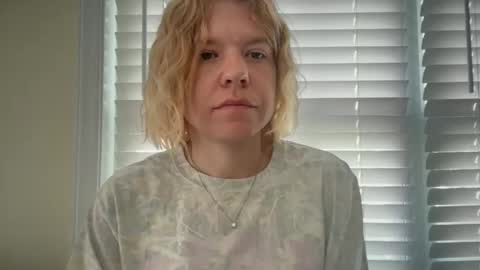 Snapshot of ebony8ivory chatting on April 23, 2026, 12:51 pm americnbarbie online show from April 23, 2026, 12:51 pm