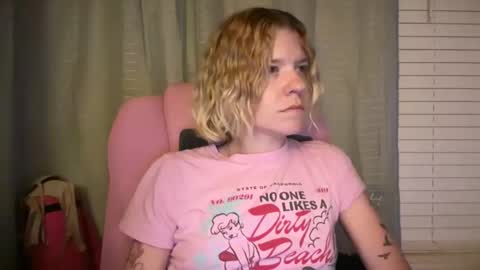 Snapshot of ebony8ivory chatting on April 24, 2026, 3:31 am americnbarbie online show from April 24, 2026, 3:31 am