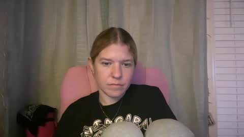 Snapshot of ebony8ivory chatting on May 13, 2026, 12:52 am americnbarbie online show from May 13, 2026, 12:52 am