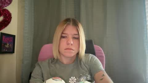 Snapshot of ebony8ivory chatting on May 24, 2026, 2:22 pm americnbarbie online show from May 24, 2026, 2:22 pm