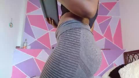 Snapshot of ebony_alika chatting on February 1, 2025, 4:44 pm Alika Ashanti online show from February 1, 2025, 4:44 pm