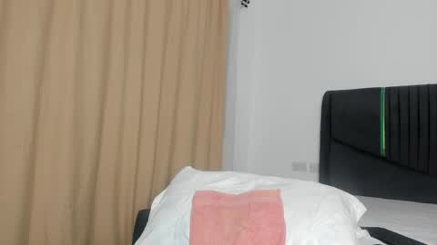 Snapshot of ebony_angelina chatting on March 20, 2026, 3:11 am Angelina online show from March 20, 2026, 3:11 am