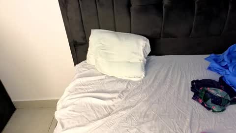 Arya online show from November 18, 2025, 8:13 pm