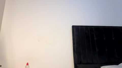 Arya online show from November 25, 2025, 3:06 am