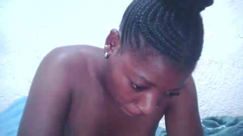 Snapshot of ebony_candy1998 chatting on February 12, 2025, 7:13 am ebony_candy1998 online show from February 12, 2025, 7:13 am