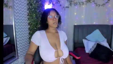 Andrea online show from December 11, 2024, 12:44 am