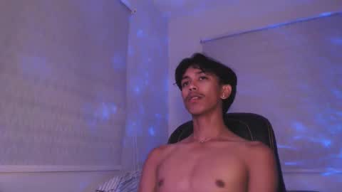 Snapshot of ebony_fuckboy chatting on October 20, 2025, 6:30 pm ebony_fuckboy online show from October 20, 2025, 6:30 pm