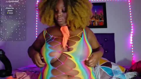 Snapshot of ebony_neighbormoans chatting on February 10, 2026, 3:21 am LINA online show from February 10, 2026, 3:21 am