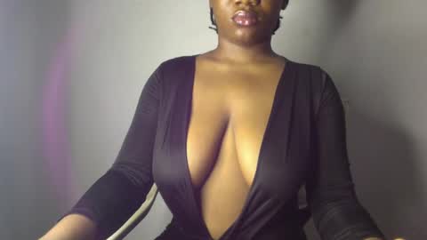 delilah online show from February 26, 2025, 2:48 am