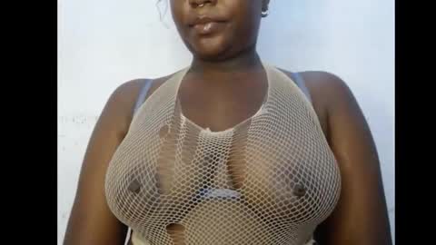 Snapshot of ebony_sexy_queen chatting on October 13, 2025, 8:09 pm Racheal online show from October 13, 2025, 8:09 pm