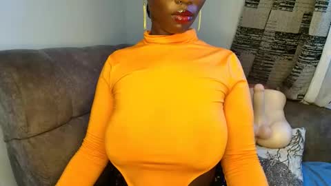 Ebony Melanie online show from February 2, 2026, 12:26 pm