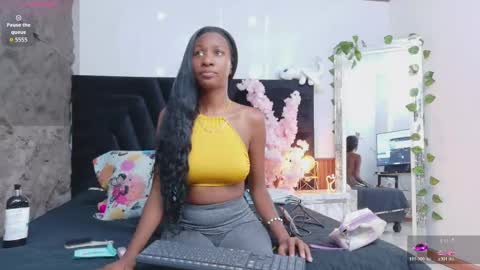 ebonycoworker online show from May 25, 2026, 7:20 pm