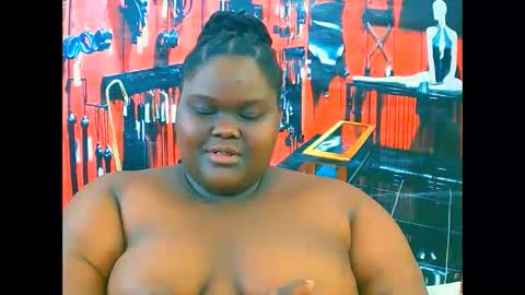 ebonyhotbuns4u2luv online show from November 7, 2025, 7:08 am