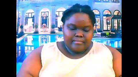 Snapshot of ebonyhotbuns4u2luv chatting on March 2, 2026, 7:26 am ebonyhotbuns4u2luv online show from March 2, 2026, 7:26 am