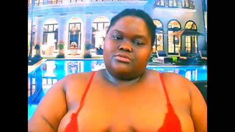 Snapshot of ebonyhotbuns4u2luv chatting on March 11, 2026, 9:37 am ebonyhotbuns4u2luv online show from March 11, 2026, 9:37 am