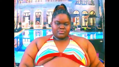 Snapshot of ebonyhotbuns4u2luv chatting on March 28, 2026, 9:47 pm ebonyhotbuns4u2luv online show from March 28, 2026, 9:47 pm