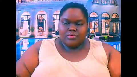 ebonyhotbuns4u2luv online show from May 23, 2026, 7:40 pm