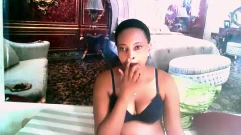 Snapshot of ebonyseductionz chatting on January 23, 2025, 12:57 am Zammy online show from January 23, 2025, 12:57 am