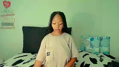 Snapshot of ebonyshy123x chatting on January 13, 2025, 10:25 am ebonyshy123 online show from January 13, 2025, 10:25 am