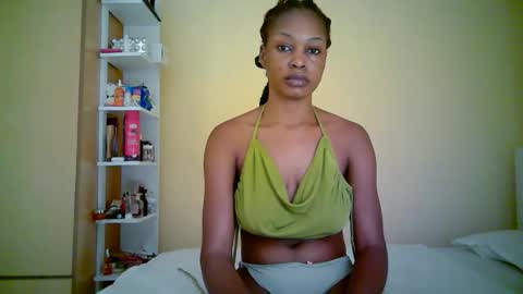 Snapshot of ebonytanqueen chatting on May 17, 2026, 11:56 pm ebonytanqueen online show from May 17, 2026, 11:56 pm
