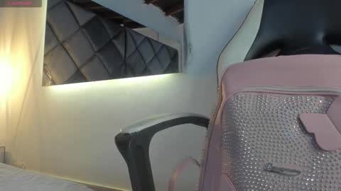 Snapshot of ebonyx40 chatting on March 13, 2026, 11:06 am ebonyx40 online show from March 13, 2026, 11:06 am