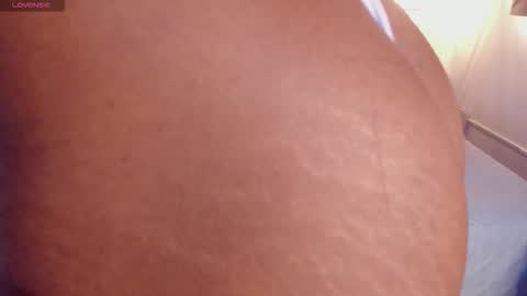 Snapshot of ebonyx40 chatting on March 22, 2026, 11:02 am ebonyx40 online show from March 22, 2026, 11:02 am