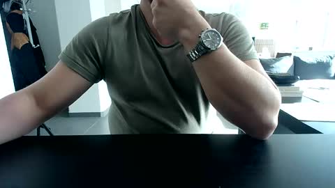 Echo online show from November 13, 2025, 12:15 pm