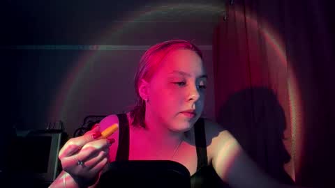 April online show from January 7, 2026, 9:17 pm