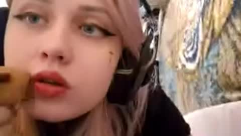 Melissa online show from November 26, 2025, 5:47 pm