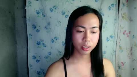 eddfox001 online show from March 18, 2026, 4:21 pm