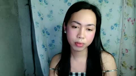 eddfox001 online show from May 21, 2026, 7:59 am