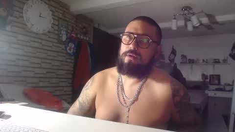 edgarram83 online show from November 20, 2025, 6:13 am