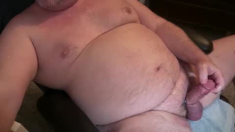 Edging Fun online show from October 20, 2025, 11:05 pm