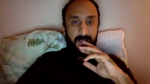edgeuk1 online show from November 26, 2025, 10:00 pm