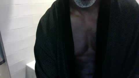 Dad online show from May 13, 2026, 10:12 am