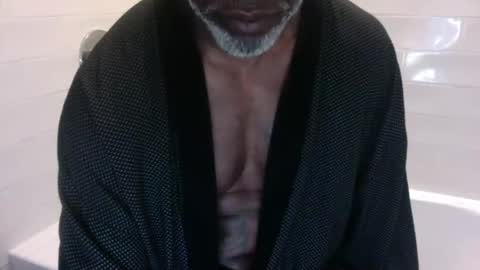 Dad online show from May 23, 2026, 11:47 am