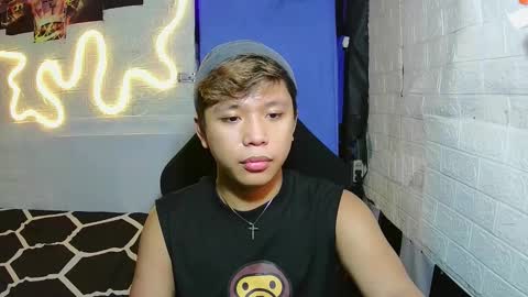 urasian chub online show from December 13, 2025, 8:25 pm