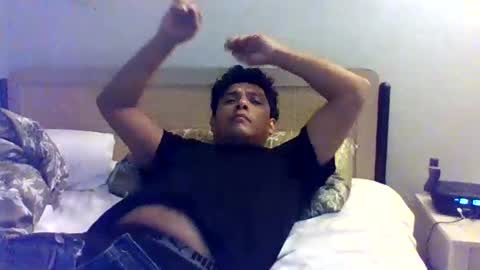 eduardo0084 online show from December 22, 2024, 11:41 pm