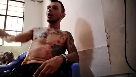 edwar_sk8ordie online show from March 9, 2026, 3:05 pm