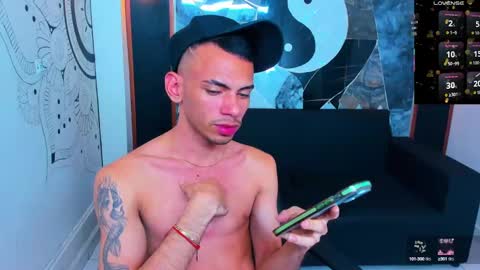 Snapshot of edward_24_ chatting on March 2, 2025, 10:03 am Edward Colleman online show from March 2, 2025, 10:03 am
