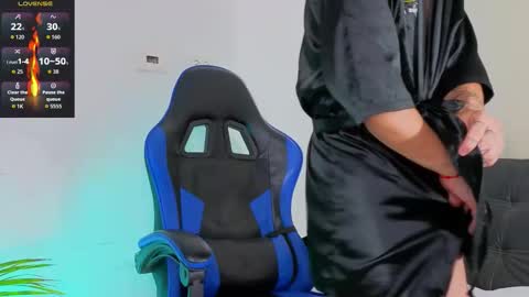 Snapshot of edwardross_ chatting on January 17, 2026, 9:07 pm Edward Ross online show from January 17, 2026, 9:07 pm