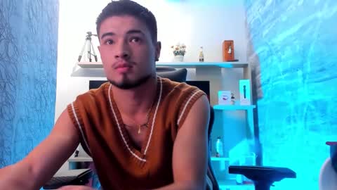 Snapshot of edwardross_ chatting on February 6, 2026, 11:19 pm Edward Ross online show from February 6, 2026, 11:19 pm