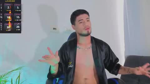 Snapshot of edwardross_ chatting on February 21, 2026, 8:32 pm Edward Ross online show from February 21, 2026, 8:32 pm