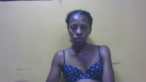 Snapshot of edwige770943 chatting on April 18, 2026, 7:58 pm edwige770943 online show from April 18, 2026, 7:58 pm