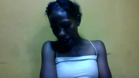 Snapshot of edwige770943 chatting on April 19, 2026, 6:10 pm edwige770943 online show from April 19, 2026, 6:10 pm