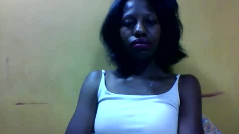 Snapshot of edwige770943 chatting on April 22, 2026, 4:48 am edwige770943 online show from April 22, 2026, 4:48 am