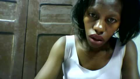 Snapshot of edwige770943 chatting on April 22, 2026, 4:52 pm edwige770943 online show from April 22, 2026, 4:52 pm