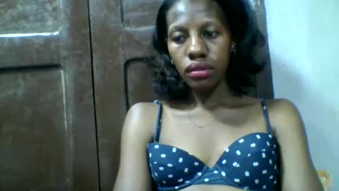 Snapshot of edwige770943 chatting on April 27, 2026, 3:43 pm edwige770943 online show from April 27, 2026, 3:43 pm