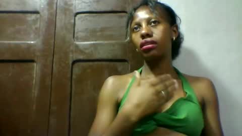 Snapshot of edwige770943 chatting on May 7, 2026, 6:35 pm edwige770943 online show from May 7, 2026, 6:35 pm