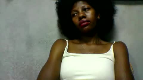 Snapshot of edwige770943 chatting on May 9, 2026, 9:36 am edwige770943 online show from May 9, 2026, 9:36 am